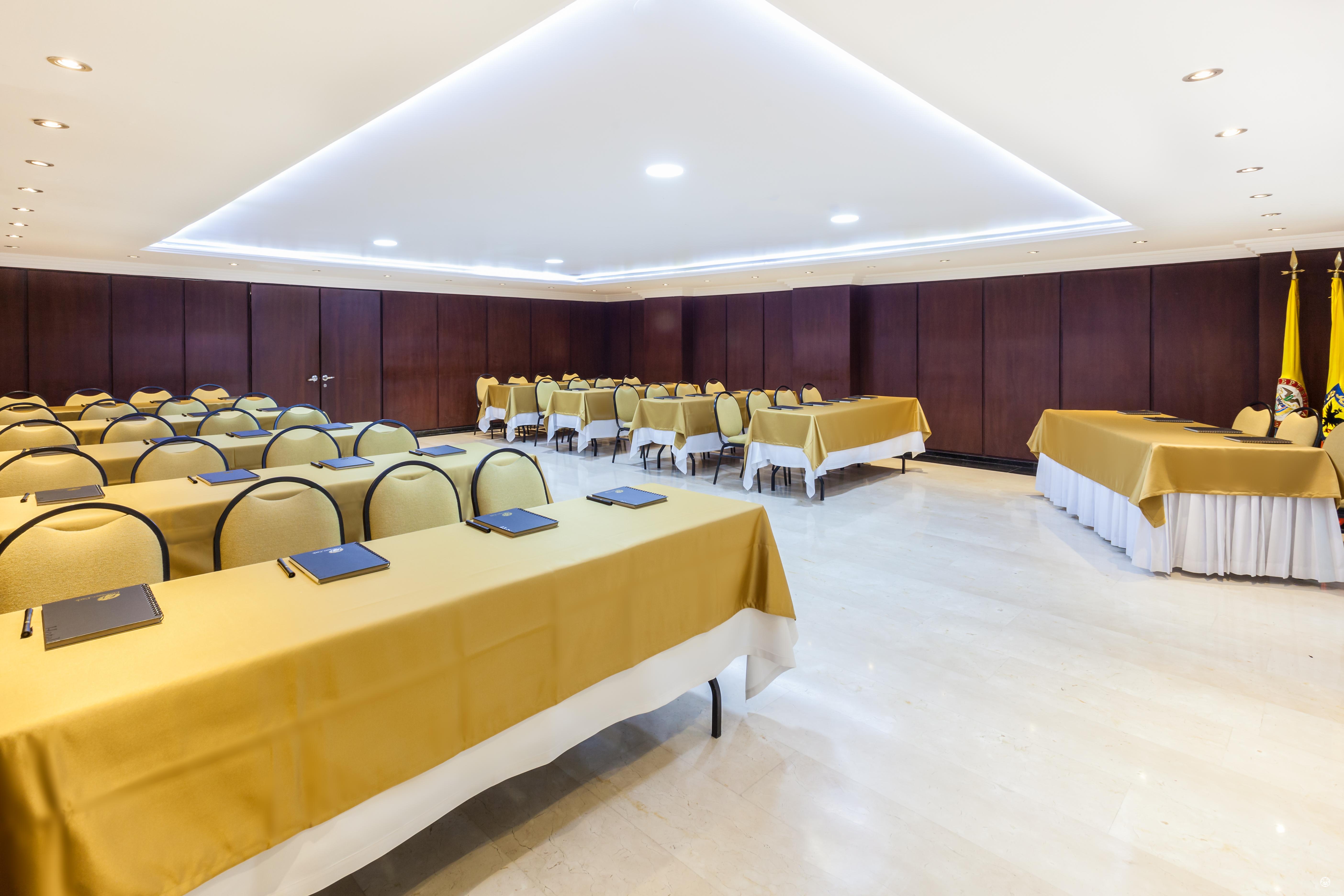 Hotel Embassy Park Богота Экстерьер фото