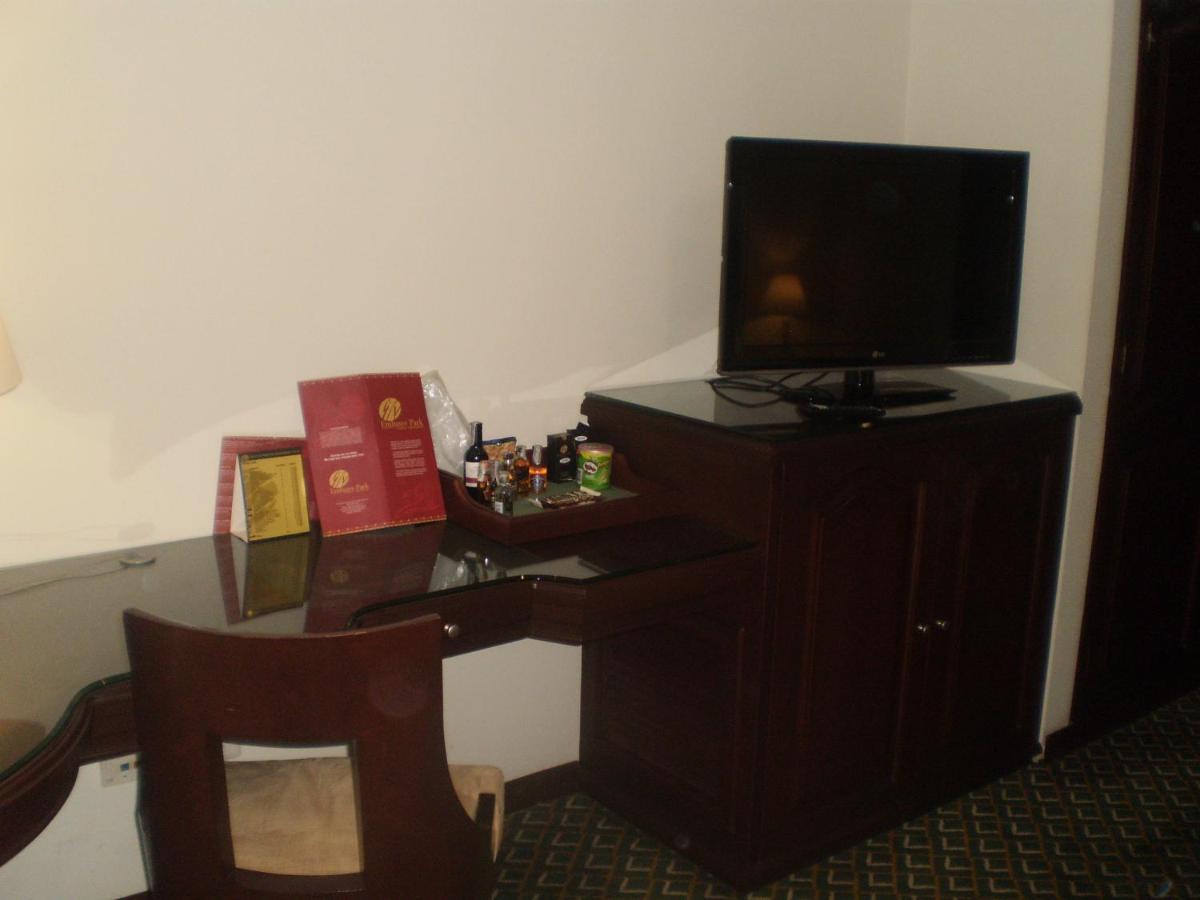 Hotel Embassy Park Богота Номер фото
